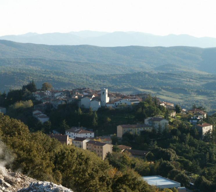 «Venite ad abitare a Monterotondo Marittimo» Il sindaco rilancia i bonus per chi vive in paese