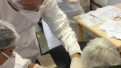 Vaccini, arrivano le dosi ma servono ai richiami