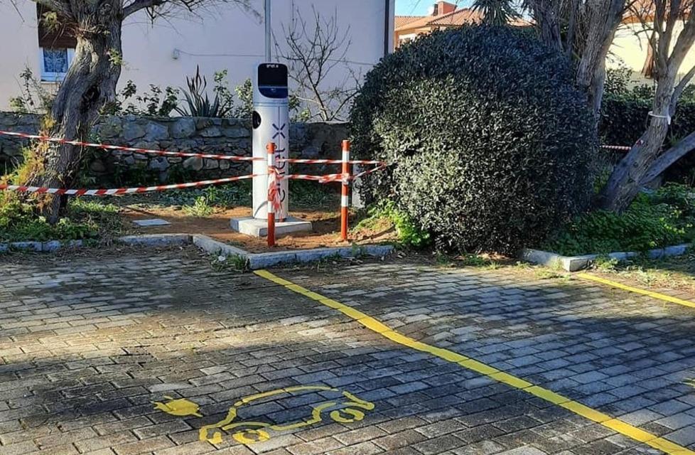 Ecco le colonnine di Enel per ricaricare in paese le automobili elettriche