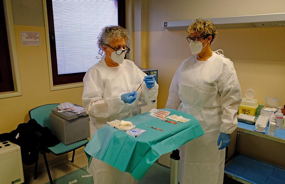 Proseguono le vaccinazioni una seduta per la prima dose