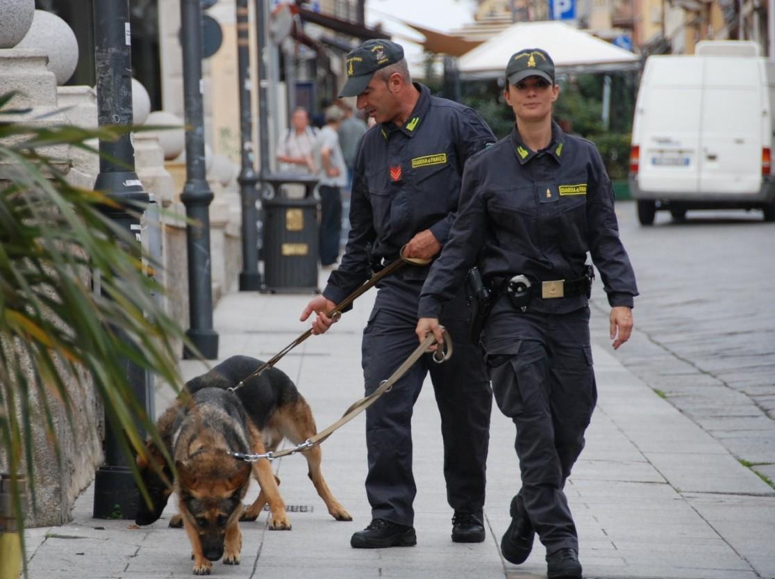 Eroina e cocaina nascosta nell’armadio 54enne ai domiciliari 