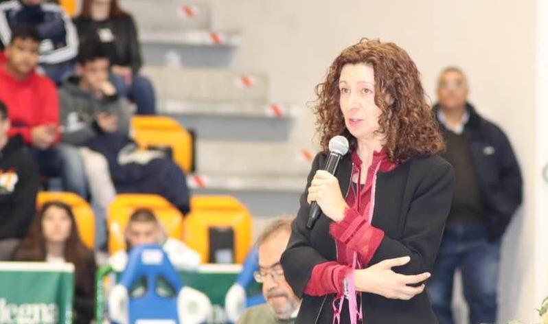 Minorenni bulli e picchiatori in branco seminano il terrore 