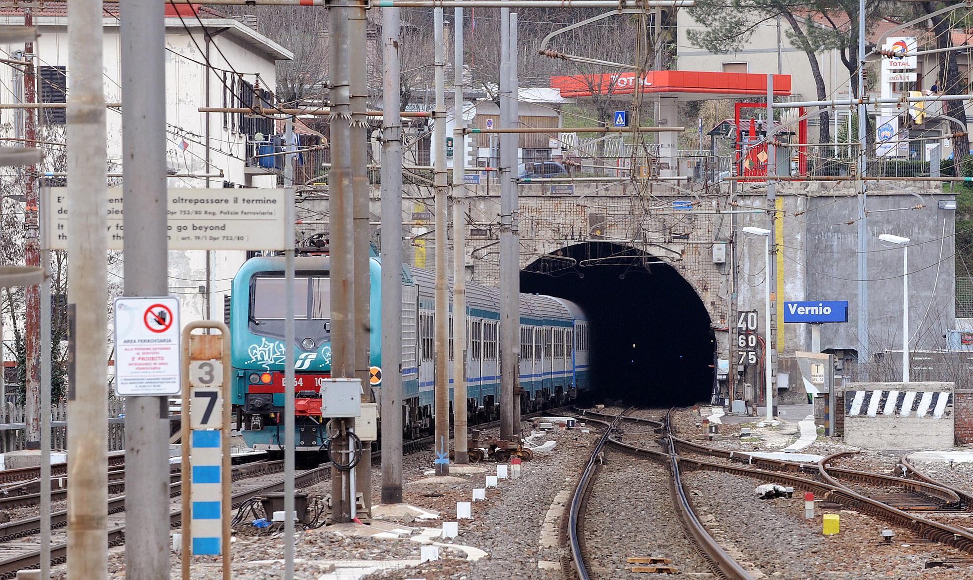 L’odissea dei pendolari, un percorso a ostacoli: da Prato a Bologna 5 anni di lavori