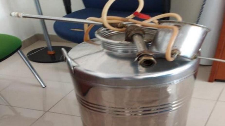 Laboratorio abusivo di alcolici scoperto a Sassari