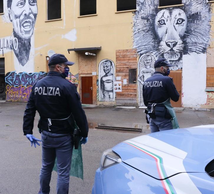 Nuovi controlli della polizia nell’area delle ex Reggiane 