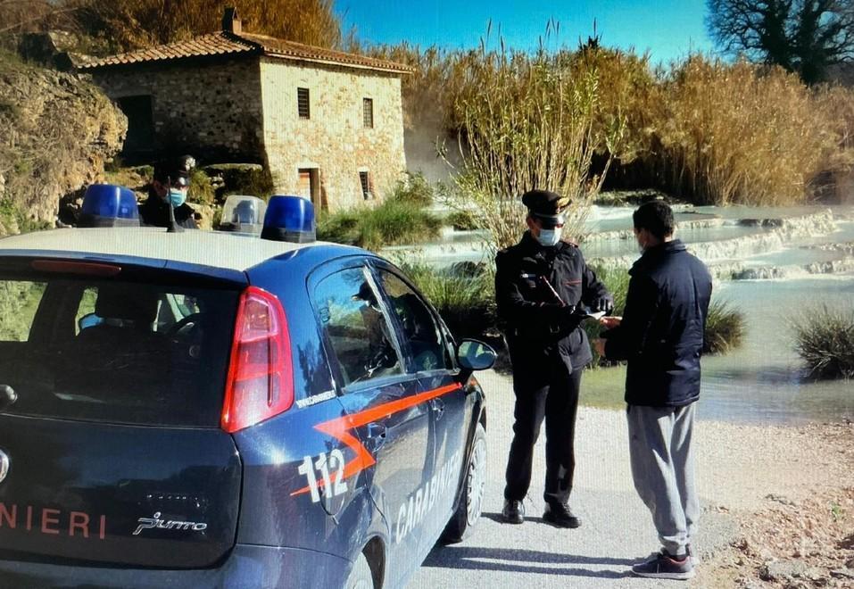 Multe a Saturnia, sanzione doppia al recidivo senza mascherina