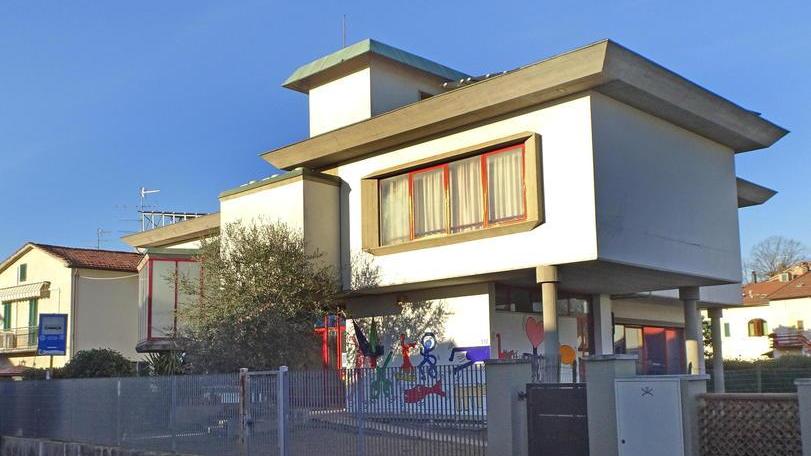 Crepa nel muro, evacuate tre classi e il Comune chiude la scuola di Catena