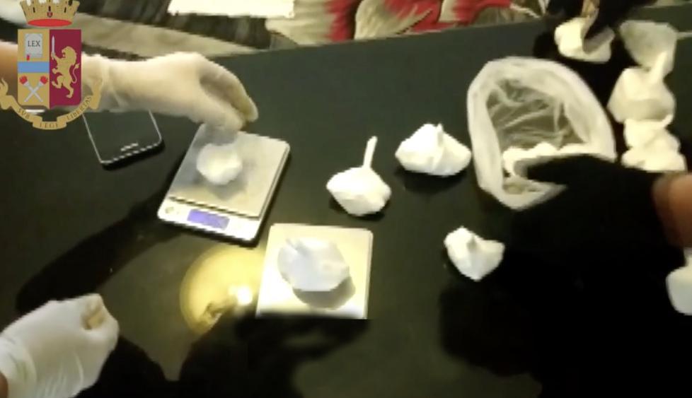 Si nascondeva in città il boss dello spaccio ricercato dalla Mobile