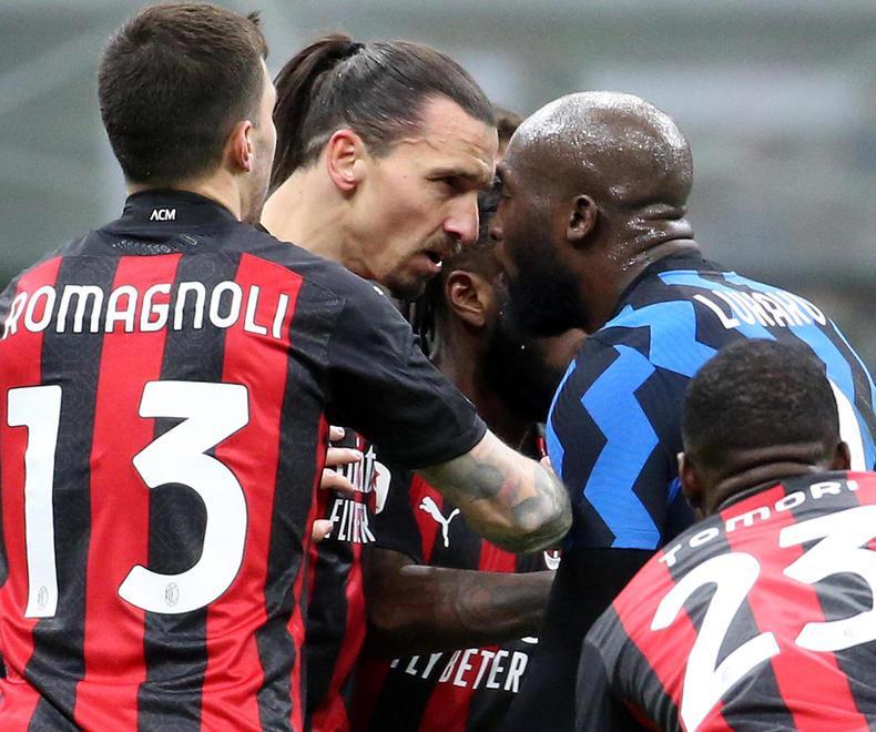 Lukaku batte Ibra, l’Inter si prende il derby e vola in semifinale 