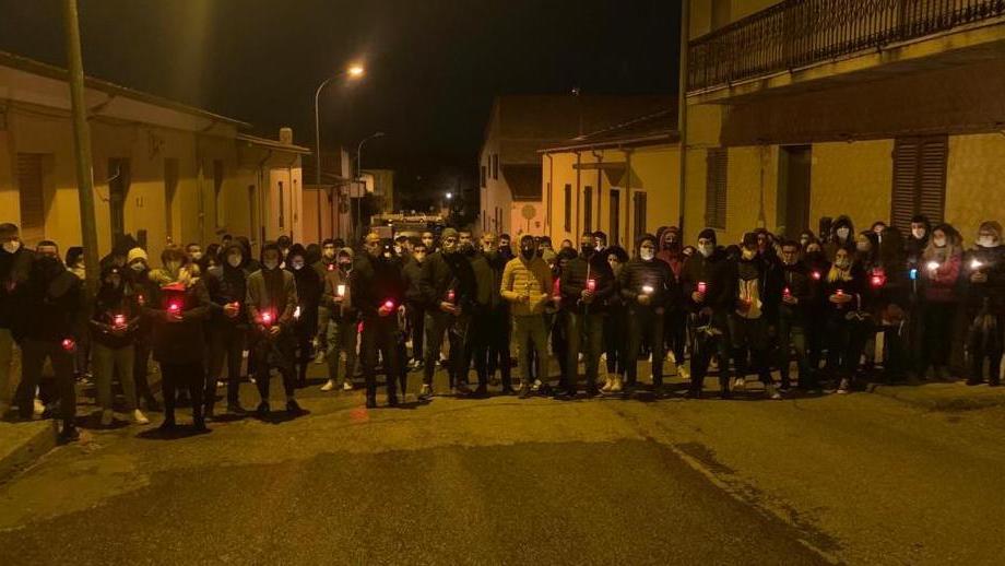 La mamma del fantino: «Quanto amore per Pietro»