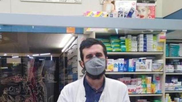 Black out continui Avenza protesta