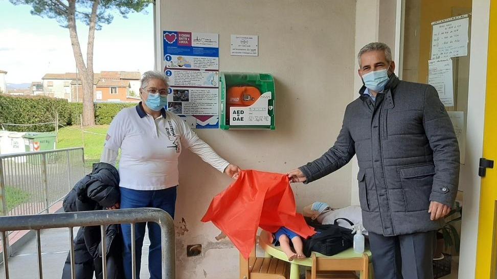 Un defibrillatore per la scuola materna di Sorbano del Vescovo