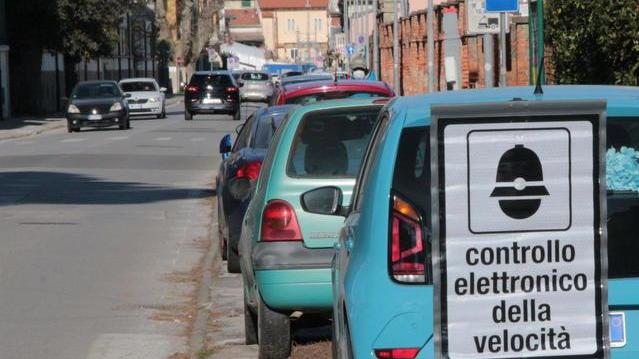 Autovelox in azione lungo via Indipendenza