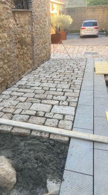 Nuova pavimentazione e recupero del frantoio Lavori in corso in città