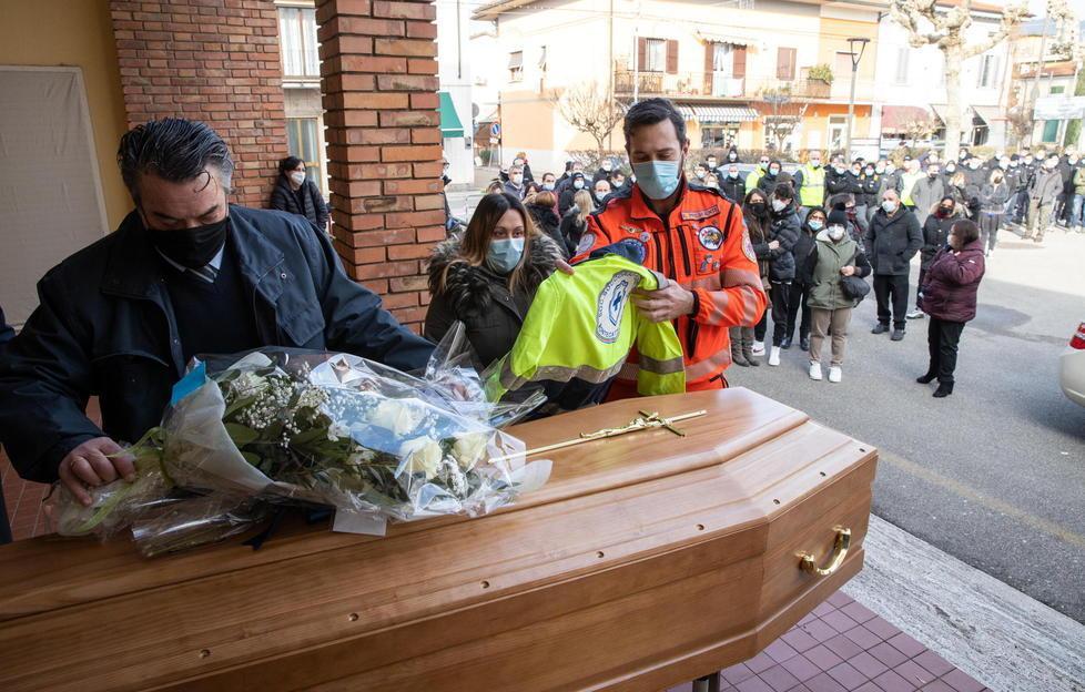 L’addio a Gianluca Minopoli volontario dal grande cuore