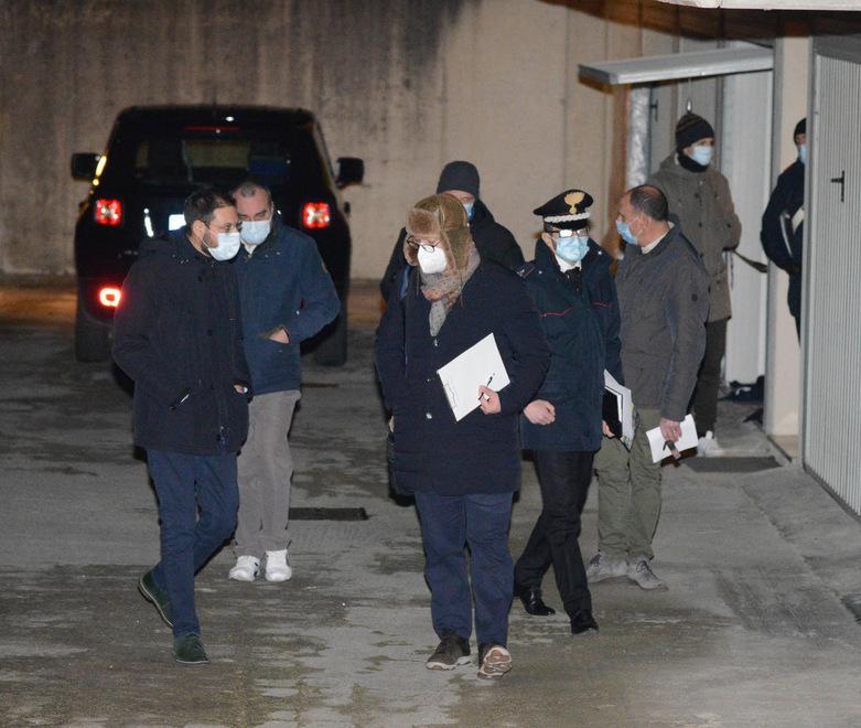 Polesella, ucciso a coltellate in casa dalla moglie 