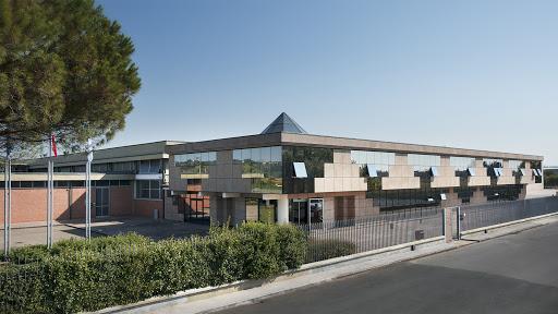 Lamipel resta regina del settore conciario. Pharma: quasi 51 milioni di utili