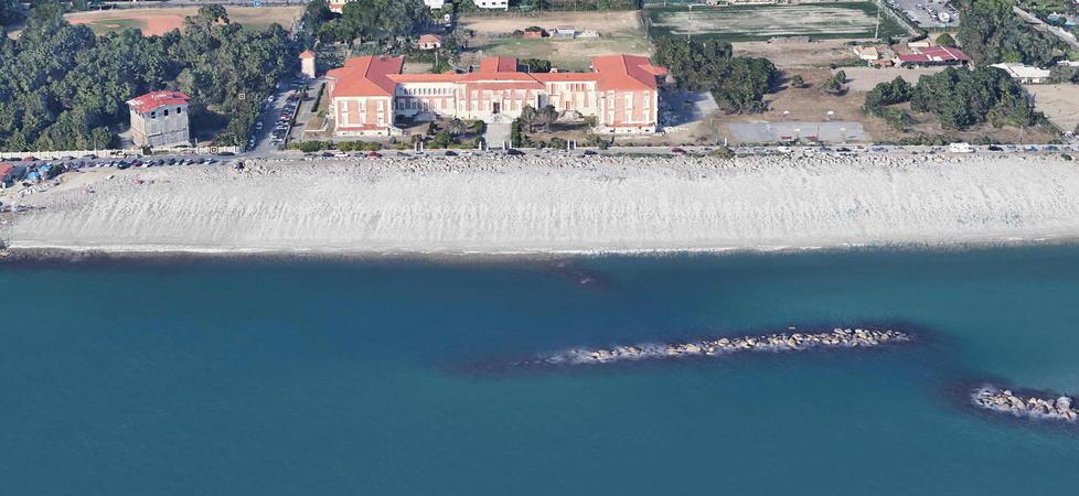 Spiagge con il marmo, no dei balneari. Intanto la società Marble Way si fa avanti 