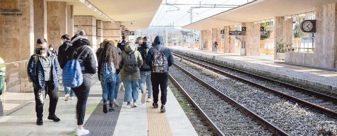 Montecatini, la “strettoia” che frena il raddoppio: sulla Pistoia-Lucca un teatrino dell’assurdo