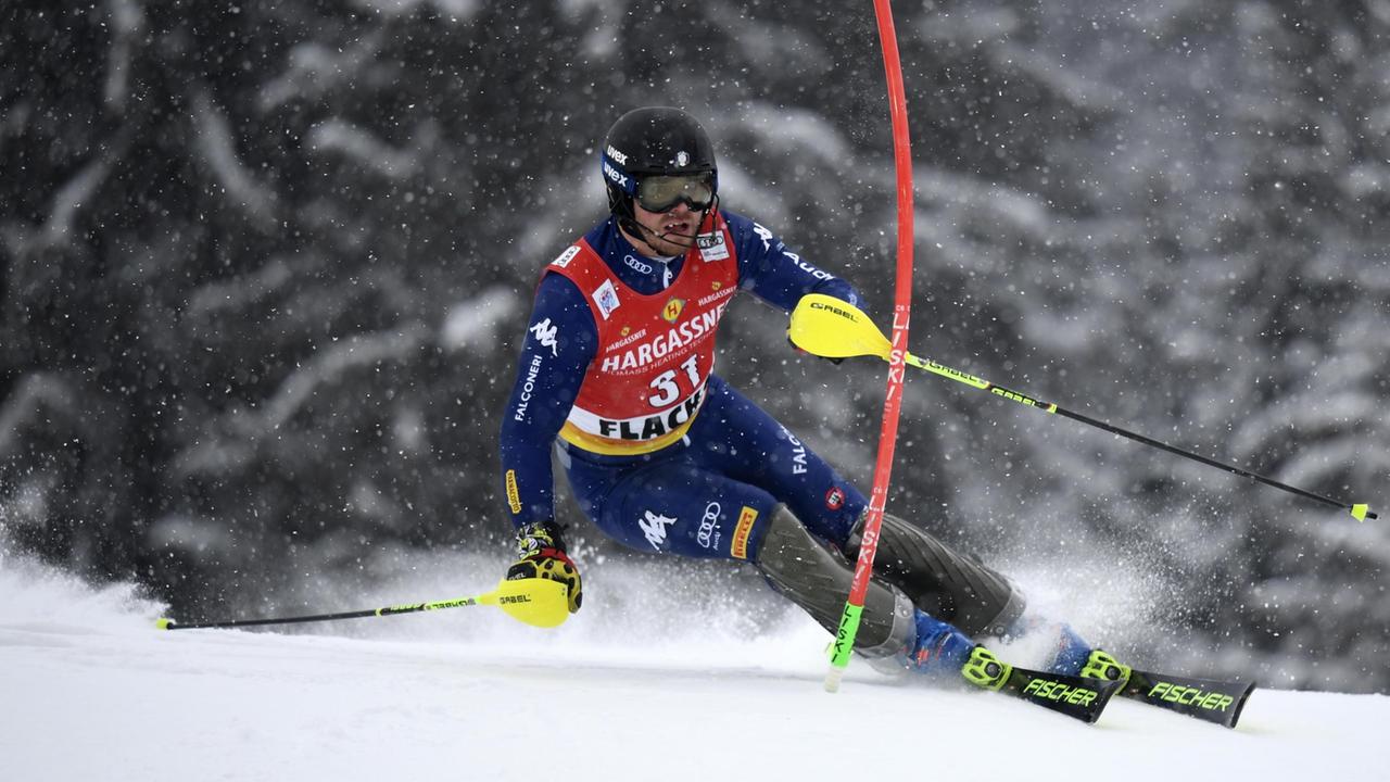 Il campione olimpico Giuliano Razzoli proverà a rifarsi a Chamonix