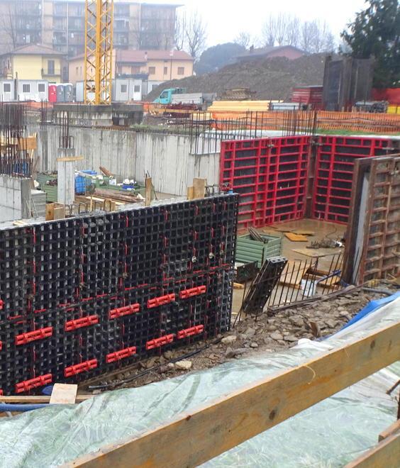Pistoia, multe e contestazioni al cantiere per la palazzina di via Stelvio 