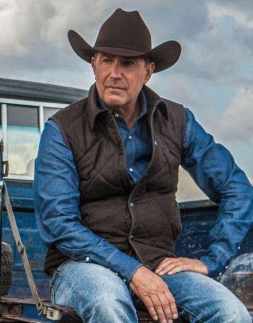Kevin Costner cowboy torna a cavalcare nella serie “Yellowstone”