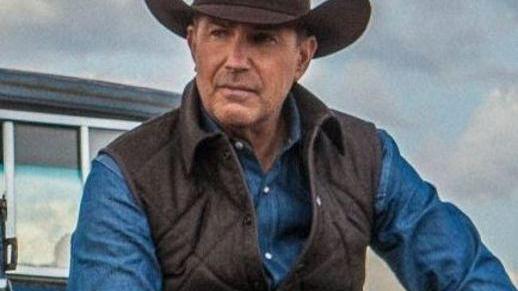 Kevin Costner cowboy torna a cavalcare nella serie “Yellowstone”