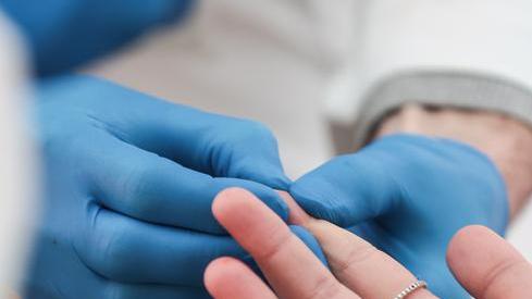 Test sierologici gratis per tutti dal 1° febbraio in ordine alfabetico
