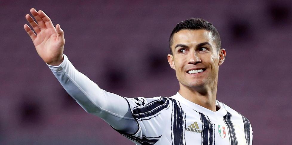 Ronaldo e Georgina in fuga fuori confine a Courmayeur: CR7 rischia una multa 