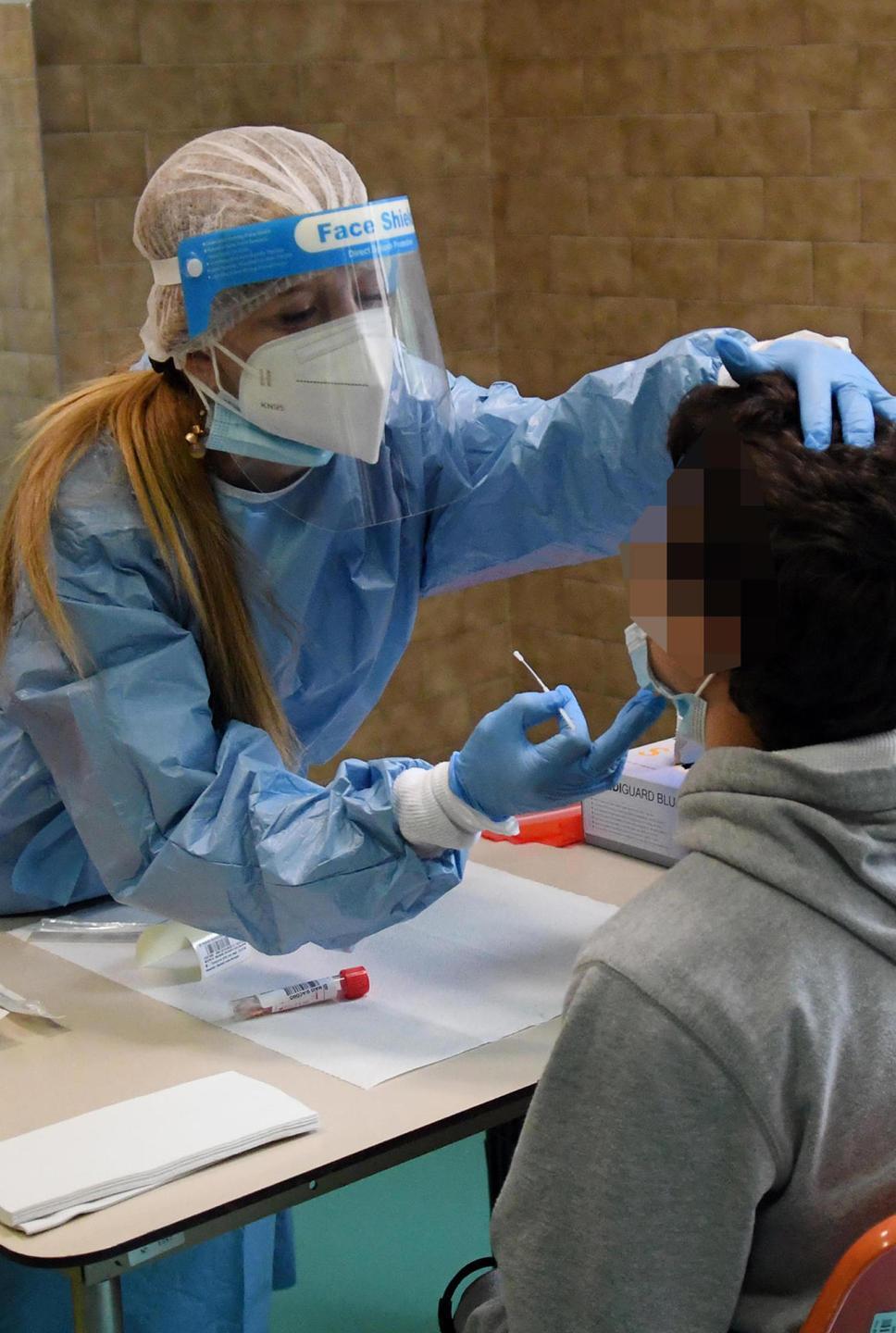 Eseguiti duecento tamponi: tutti negativi