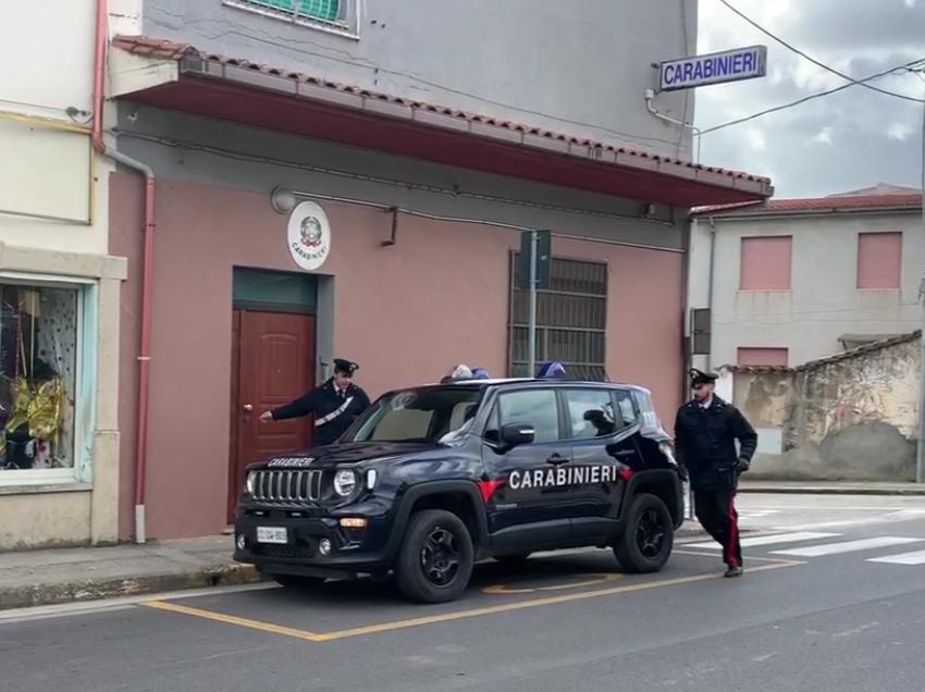 Villamar, 20 negazionisti si riuniscono al bar senza mascherina
