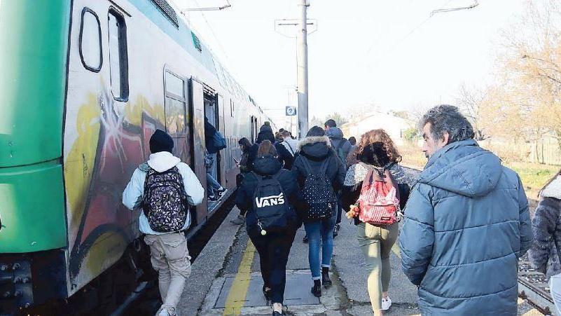 La beffa dei treni in ritardo: i rimborsi sono solo briciole