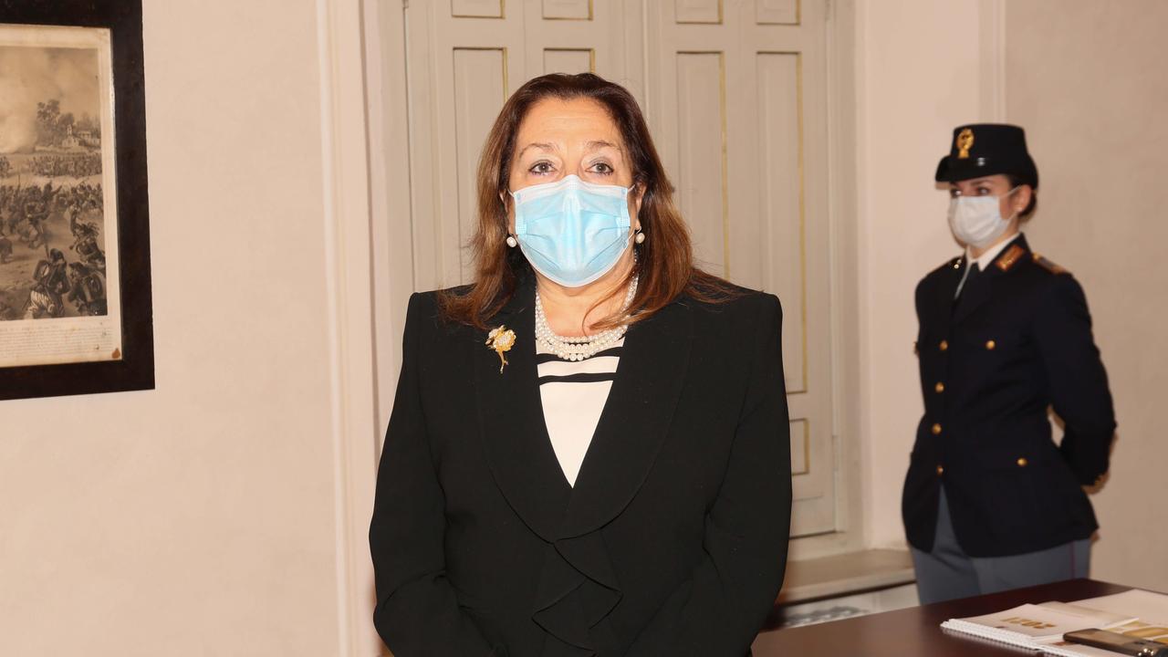 Il prefetto di Reggio Emilia Iolanda Rolli: «Denunciate gli usurai»