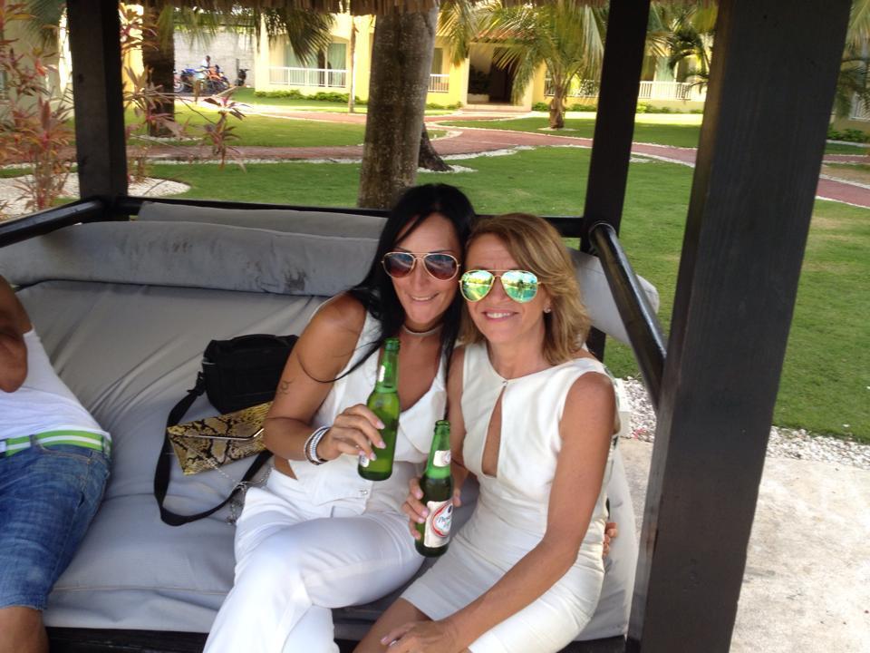 laria Benati e Claudia Lepore nei primi anni a Punta Cana