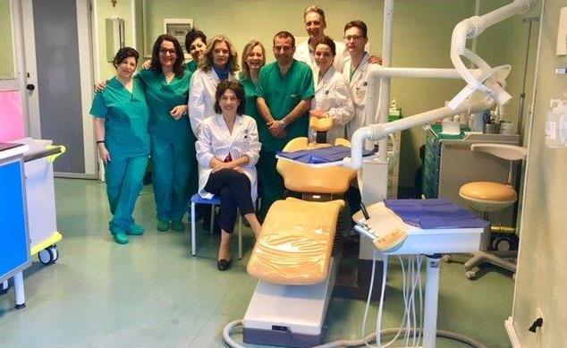 Bambini e mamme senza carie grazie alla “culla odontoiatrica” 