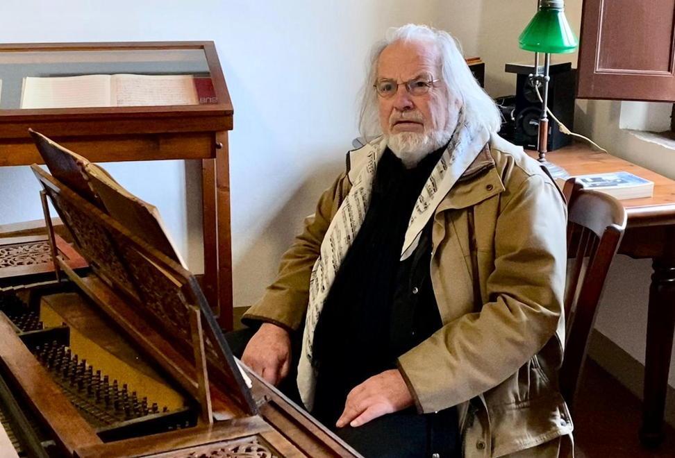 Il maestro Gustav Kuhn in visita nei luoghi di Ferruccio Busoni