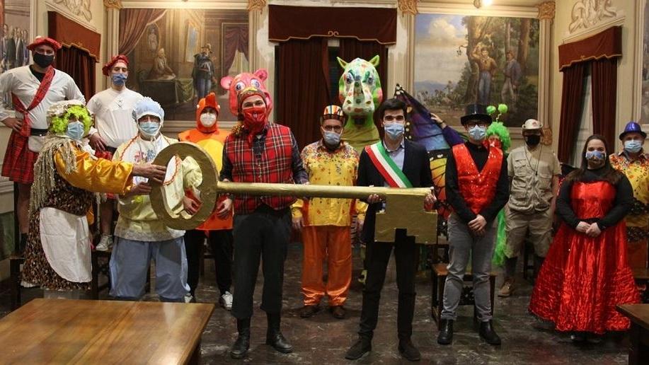 Al Castlein le chiavi del paese: è festa nonostante il Covid