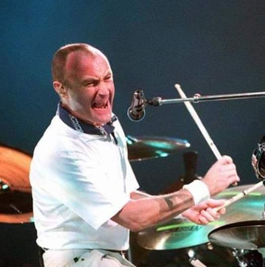 I settant’anni di Phil Collins L’insolita (grande) carriera di un cantante batterista