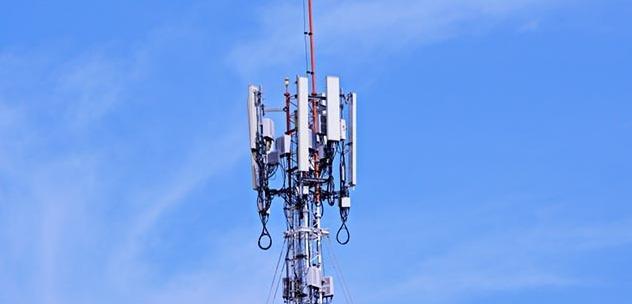 Dopo le proteste antenna 5G spostata lontana dalle case