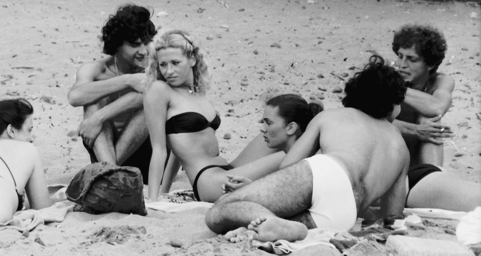 Quelle estati ruggenti al Nastro Azzurro: i ricordi tra le cabine, la spiaggia e quella terrazza affacciata sul mare