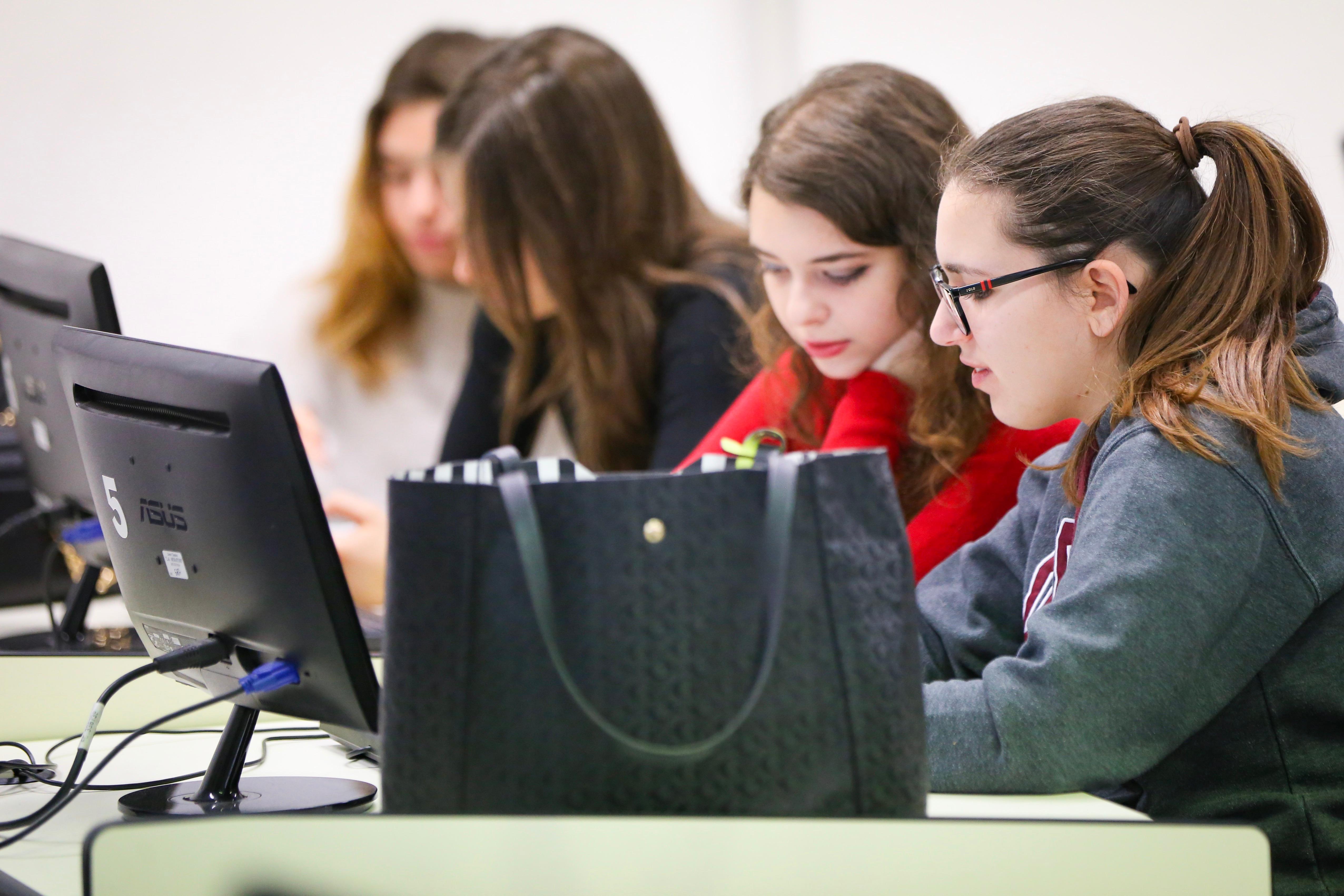 #fuoriclasse 2021: la voce dei giovani non va perduta 