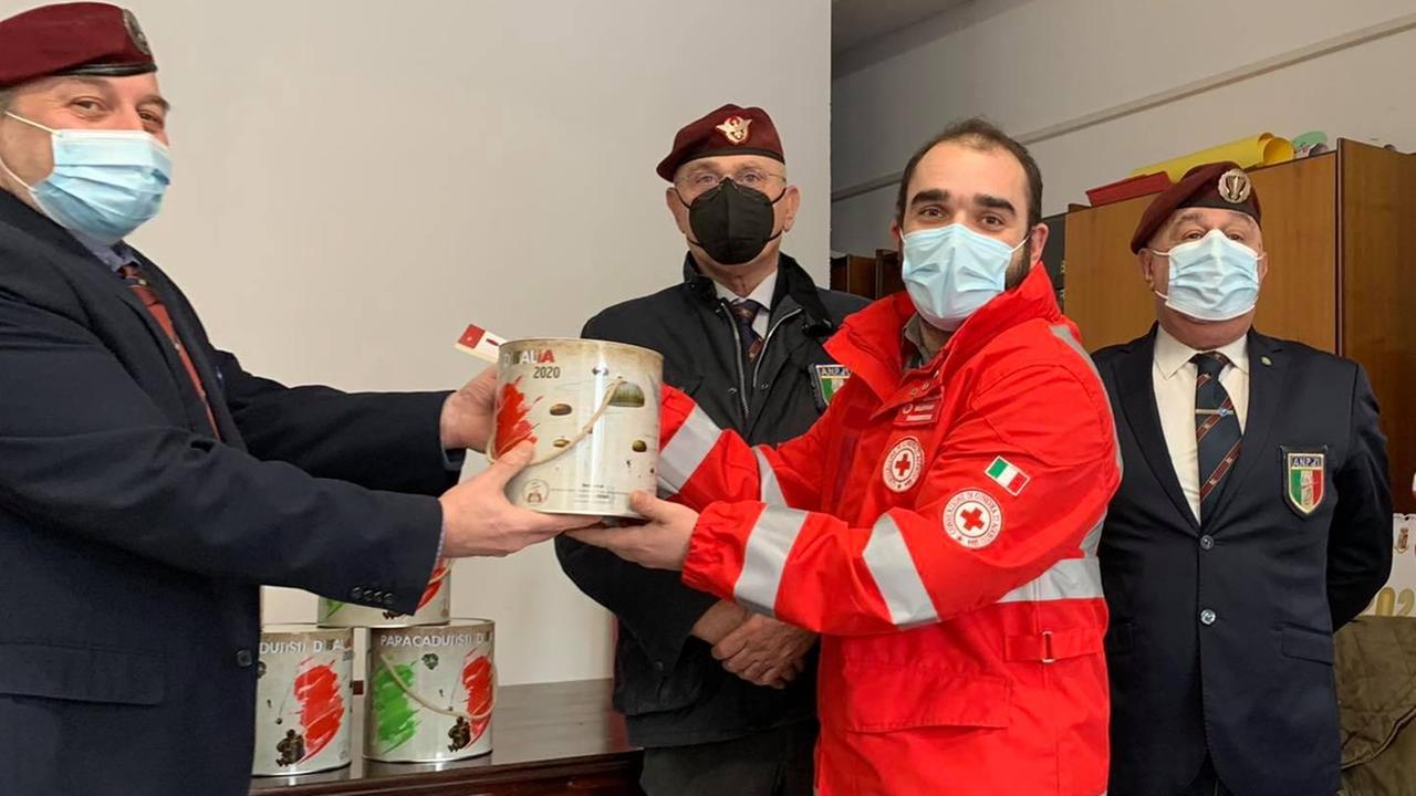 Un'immagine della donazione