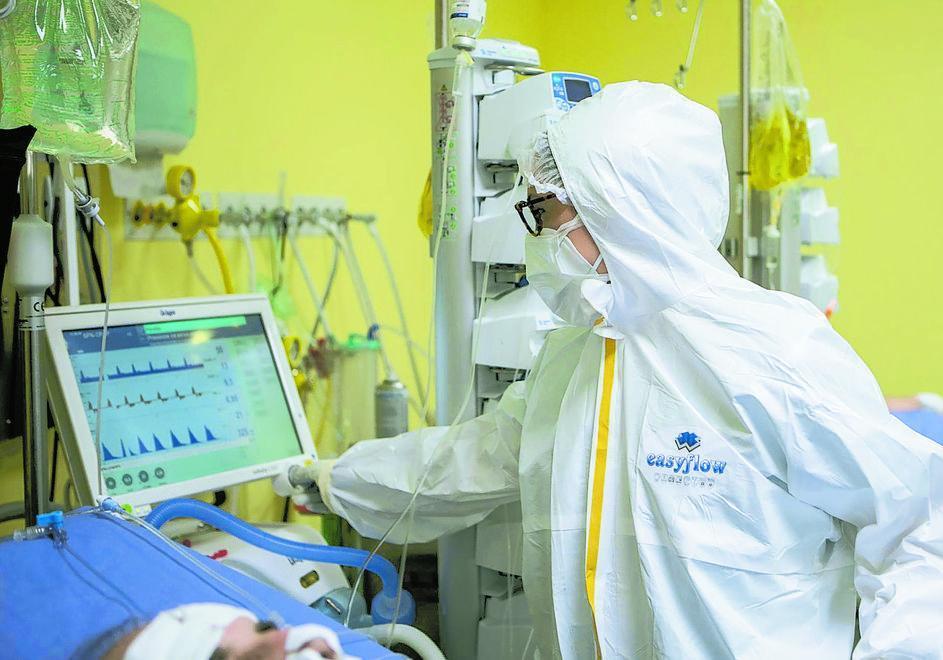Brambilla: «Pronti a portare il vaccino a casa degli ottantenni» 