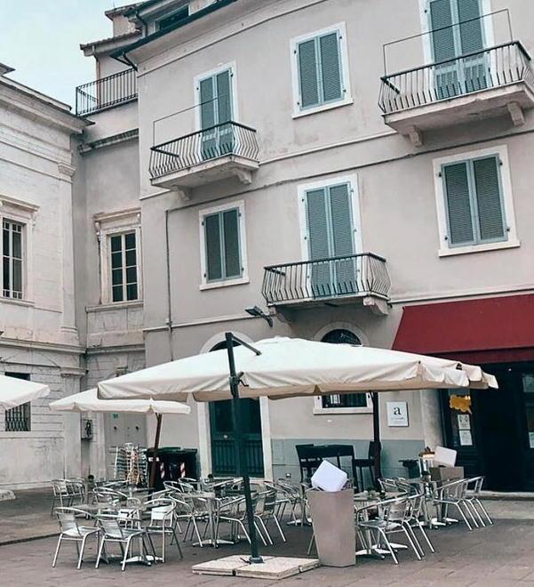 Animosi Caffè, stop di 5 giorni: «Riapriremo con la zona bianca» 