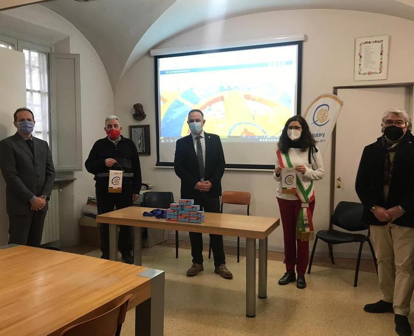 Triplicati i pacchi per le famiglie Aiuti dal Rotary