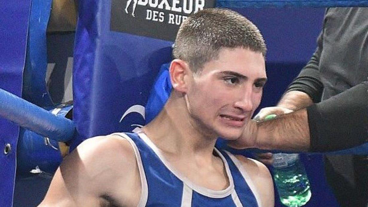 Boxe, i sardi nell’Élite Cappai bis d’oro, Ara argento che vale