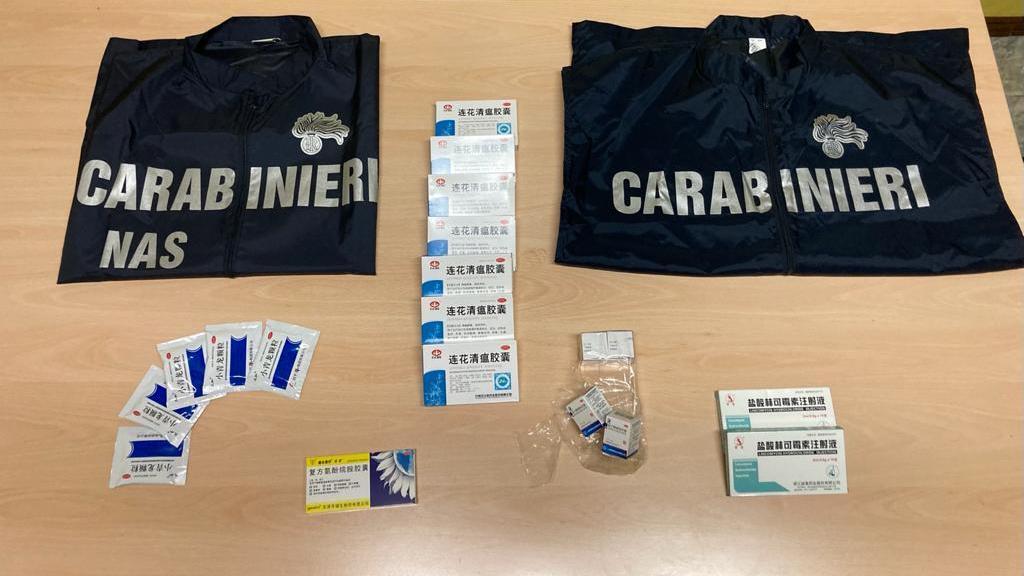 Reggio Emilia, nuova denuncia dei Nas al farmacista abusivo cinese: sequestrate anche pillole anti-Covid