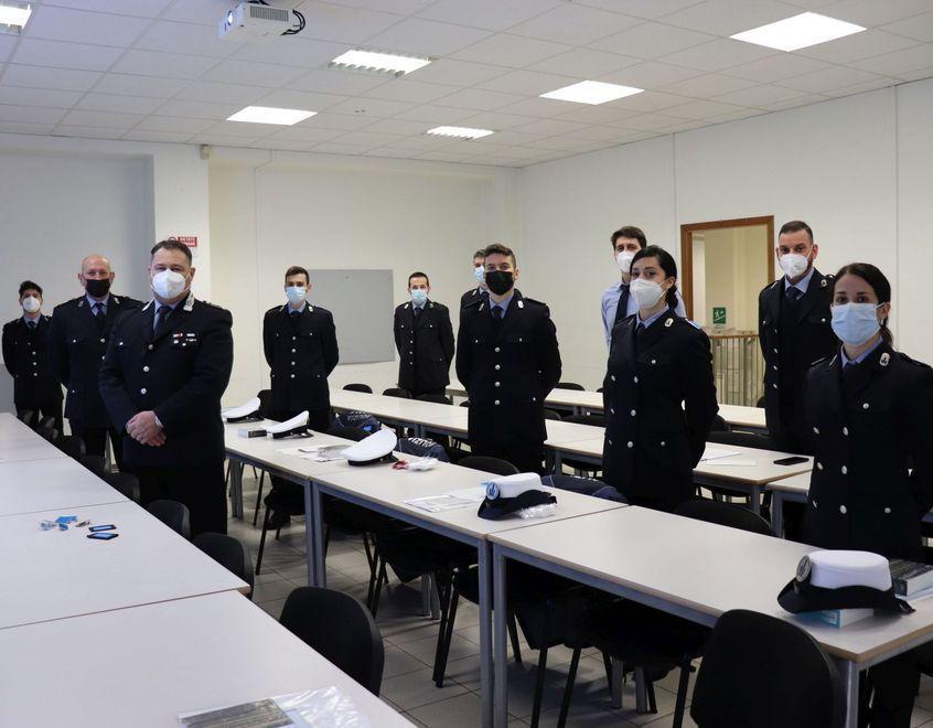 Reggio Emilia, dieci nuovi agenti per la polizia locale: «È un primo passo ne aspettiamo altri» 