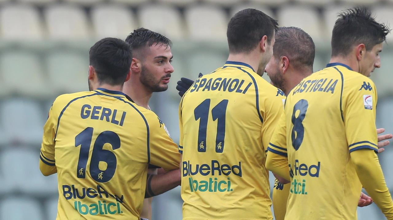 Il neoacquisto Luppi entra e salva il Modena