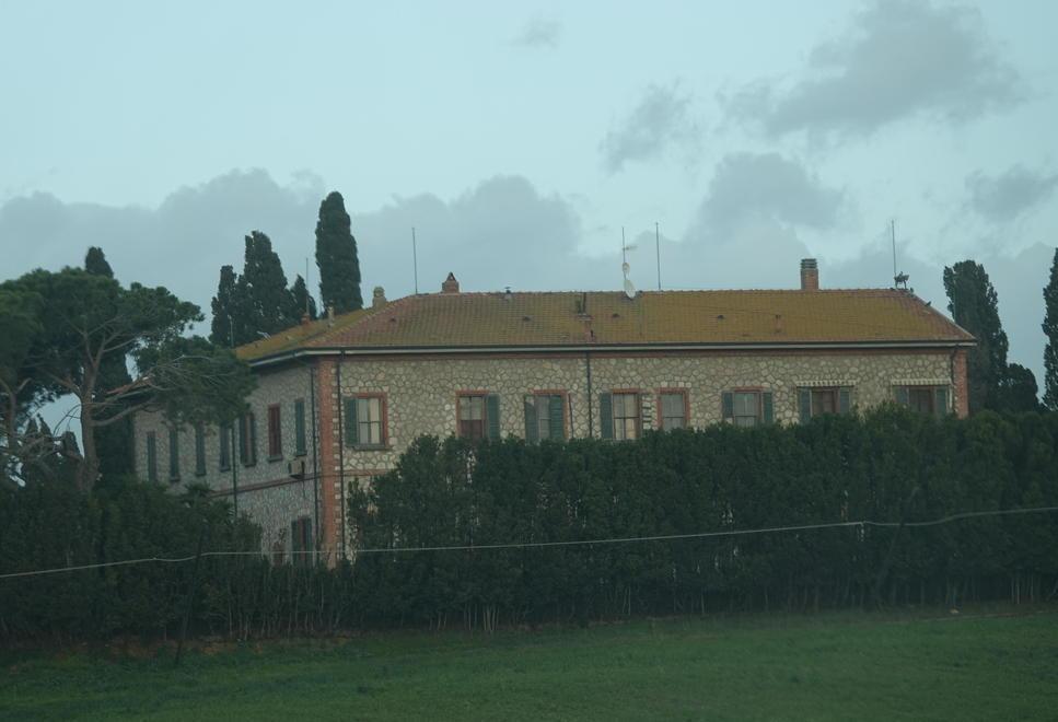 Avvertimento al sindaco Il materiale sequestrato sarà analizzato dal Ris